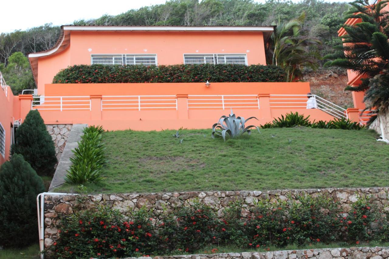 Rival Hotel Cap-Haitien Luaran gambar